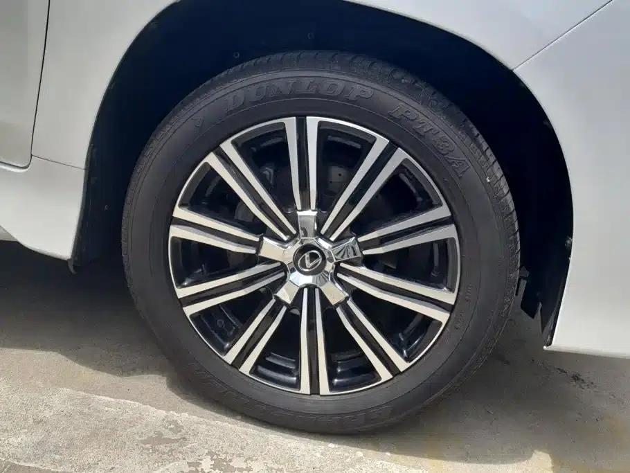 Lexus LX 2019 570 Premium Luxury Edition — миниатюра 6