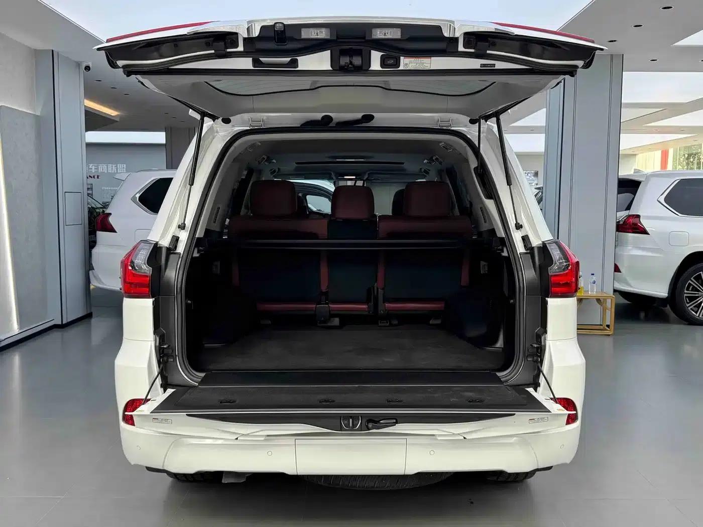 Lexus LX 2019 570 Dynamic Luxury Edition — миниатюра 20