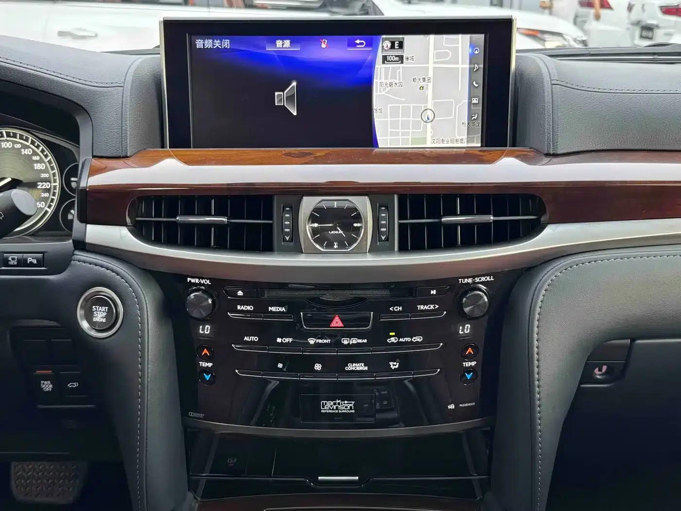 Lexus LX 2019 570 Dynamic Luxury Edition — миниатюра 8