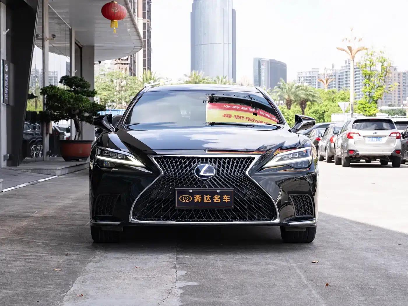 Lexus LS 2021 500h Luxury Edition — миниатюра 2