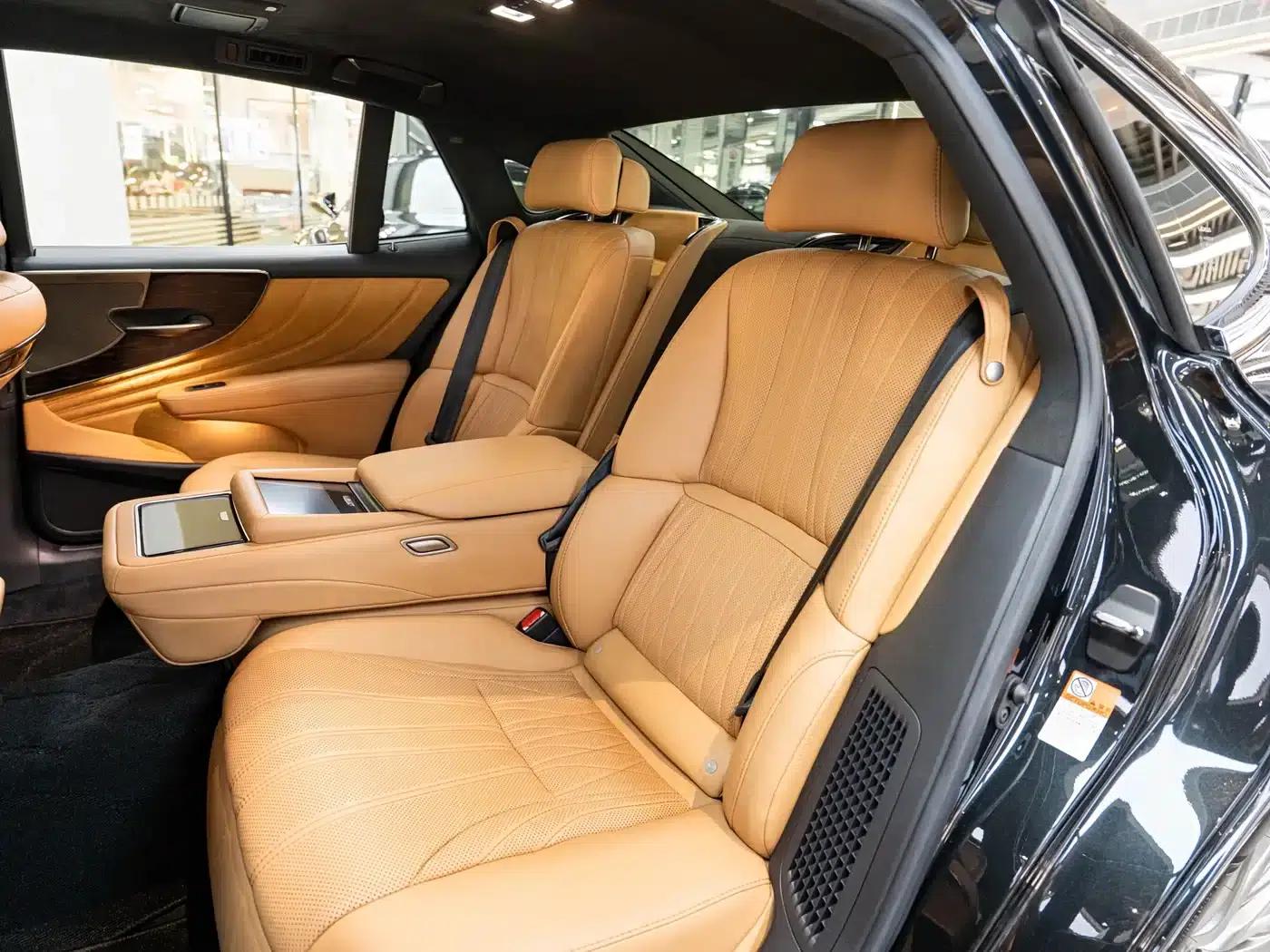 Lexus LS 2021 500h Luxury Edition — миниатюра 12