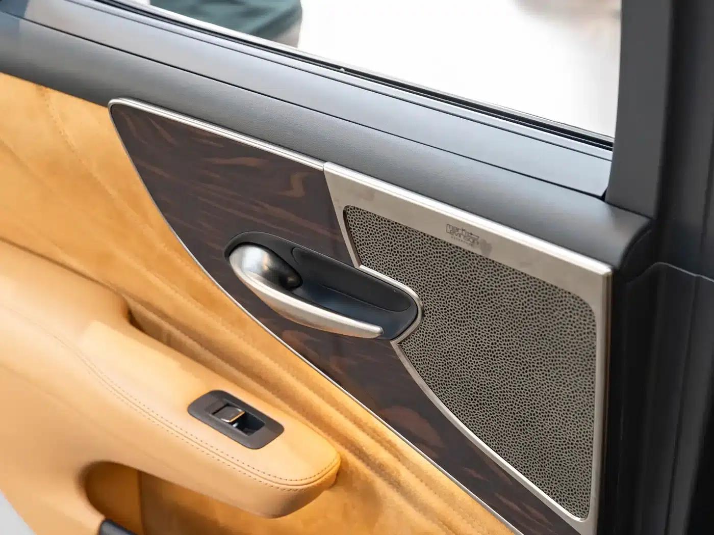 Lexus LS 2021 500h Luxury Edition — миниатюра 18