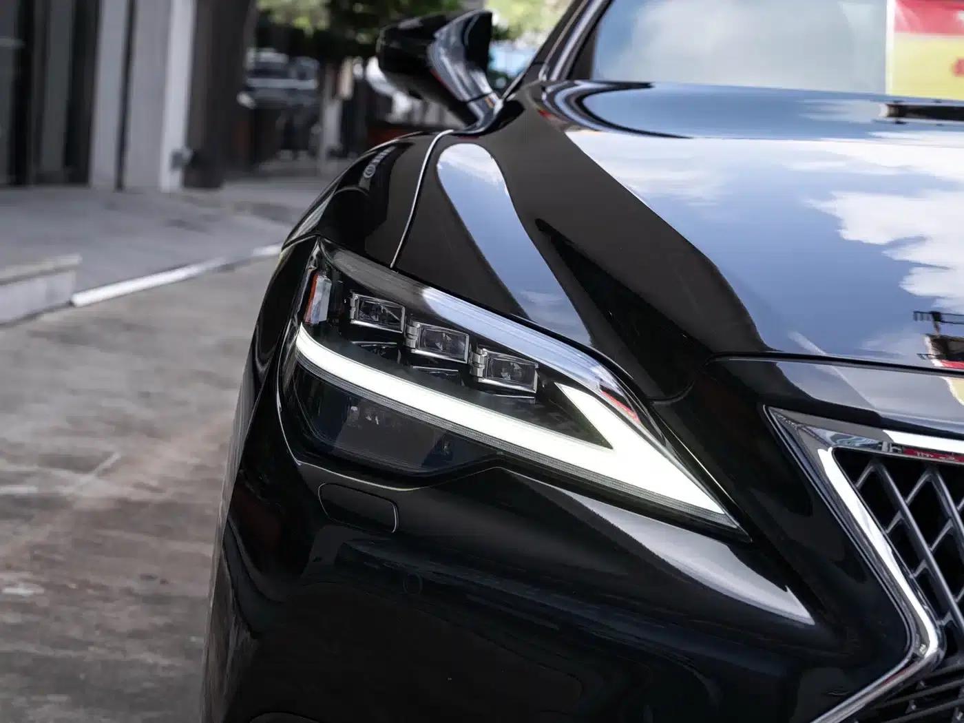 Lexus LS 2021 500h Luxury Edition — миниатюра 6