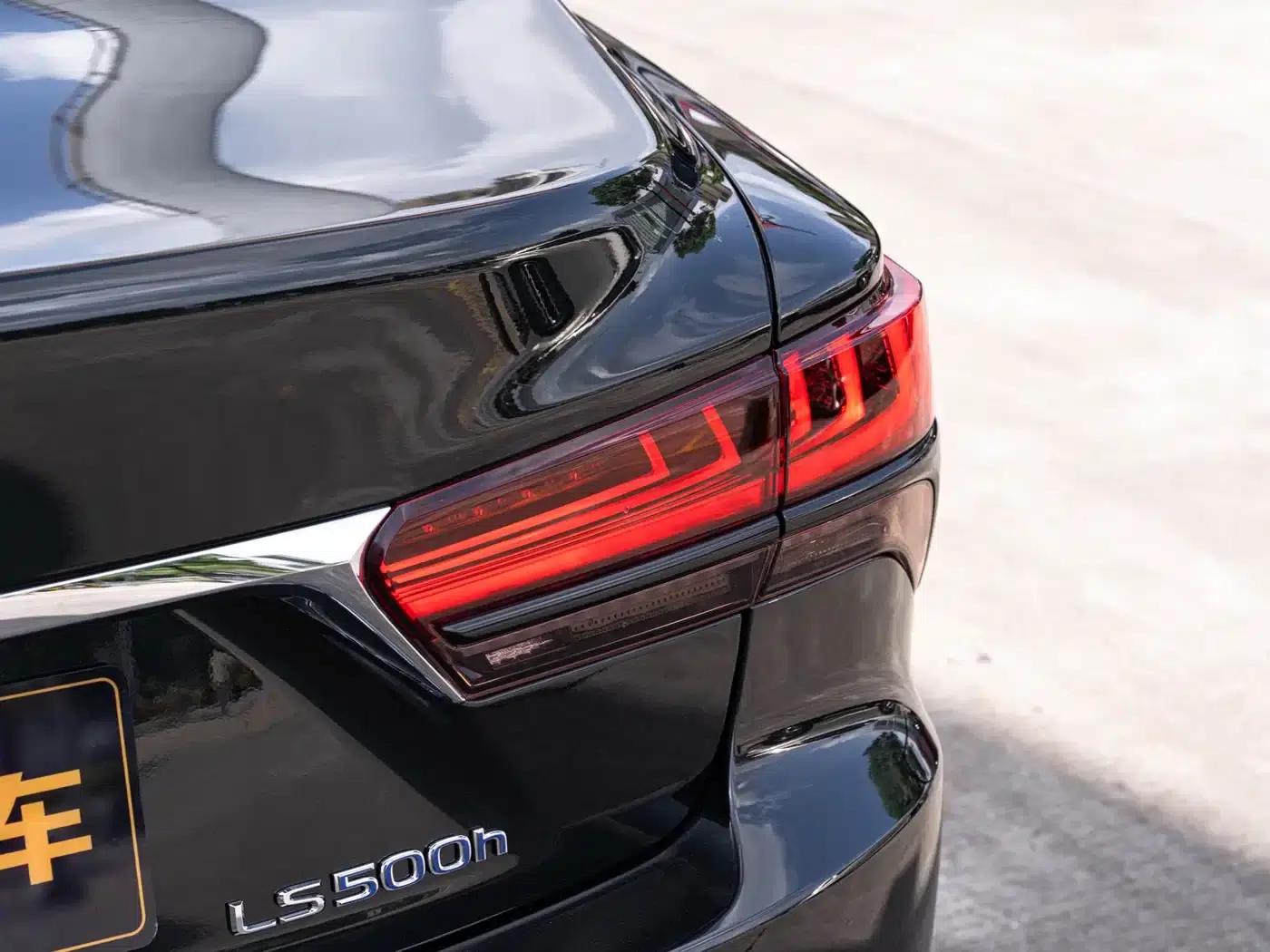 Lexus LS 2021 500h Luxury Edition — миниатюра 7