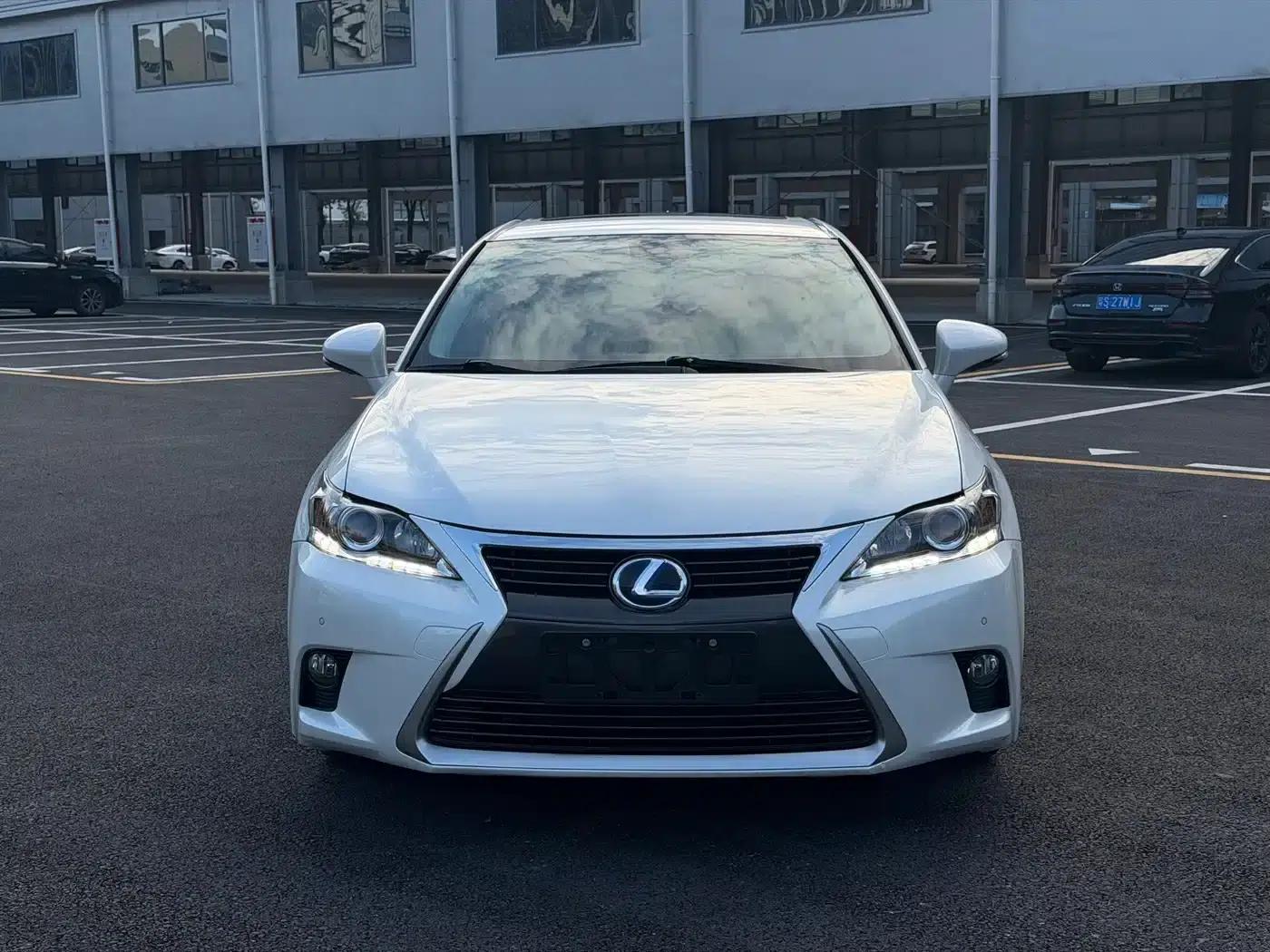 Lexus CT 2014 CT200h Comfort Edition (Single Color) — миниатюра 2