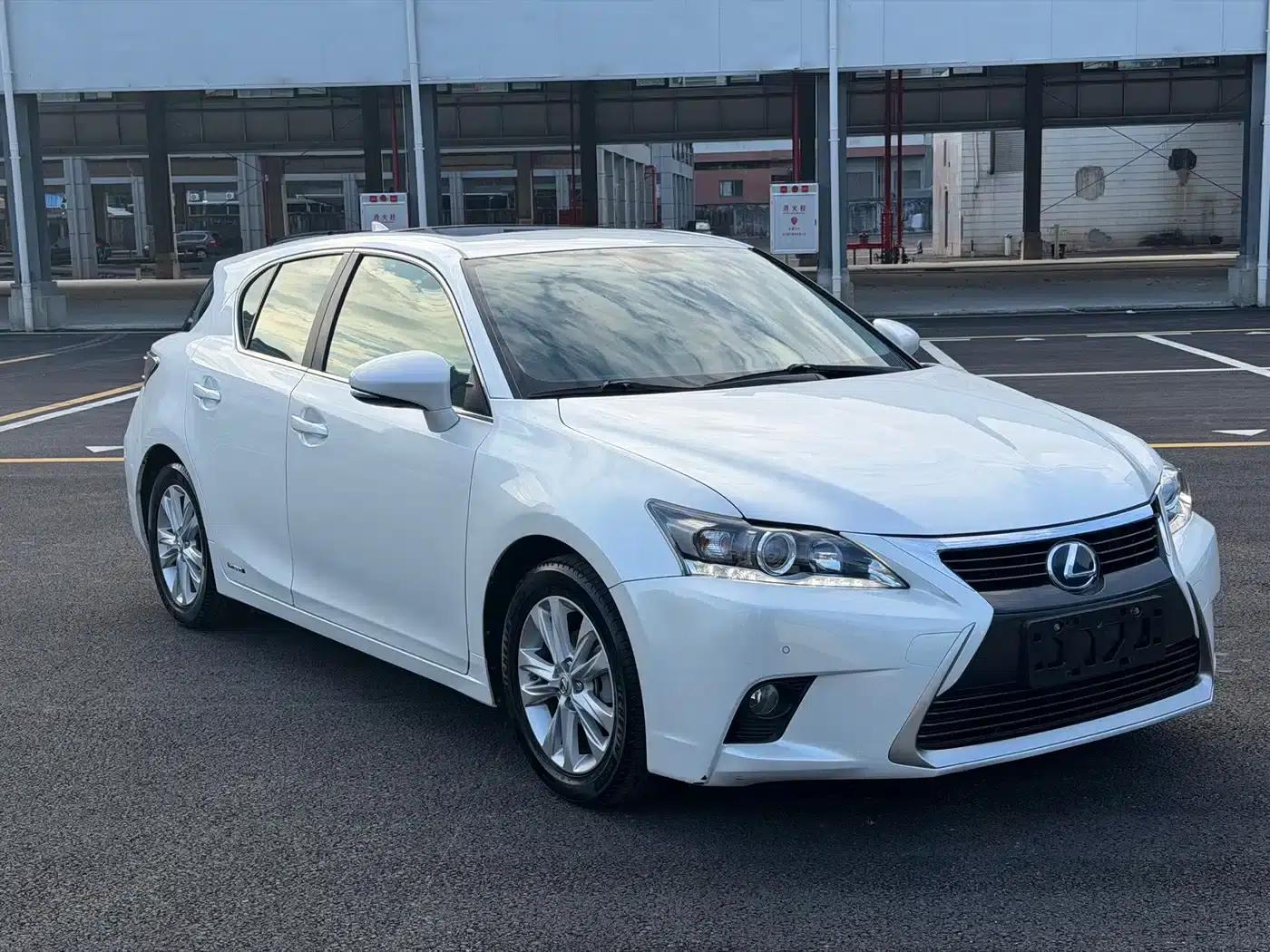 Lexus CT 2014 CT200h Comfort Edition (Single Color) — миниатюра 3