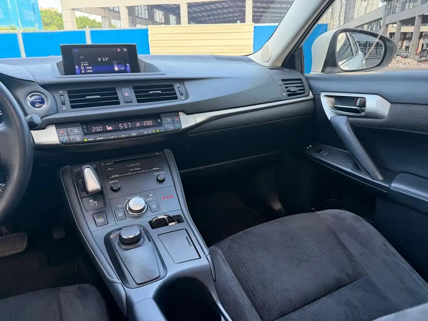 Lexus CT 2014 CT200h Comfort Edition (Single Color) — миниатюра 8