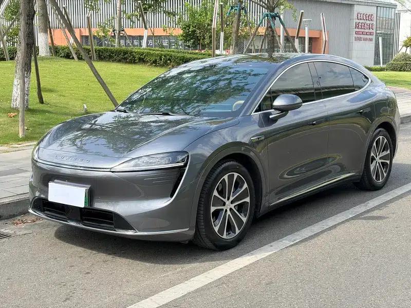 Zhijie R7 2024 Pure Electric 82kWh Pro Rear-Wheel Drive Edition — миниатюра 1