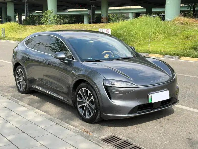 Zhijie R7 2024 Pure Electric 82kWh Pro Rear-Wheel Drive Edition — миниатюра 3