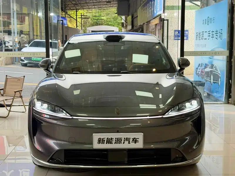 Zhijie R7 2026 Model with Extended Range Ultra (192-line LiDAR) — миниатюра 2