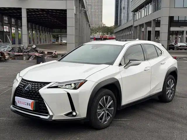 Lexus UX PHEV 2020 300e Pure Enjoyment Edition