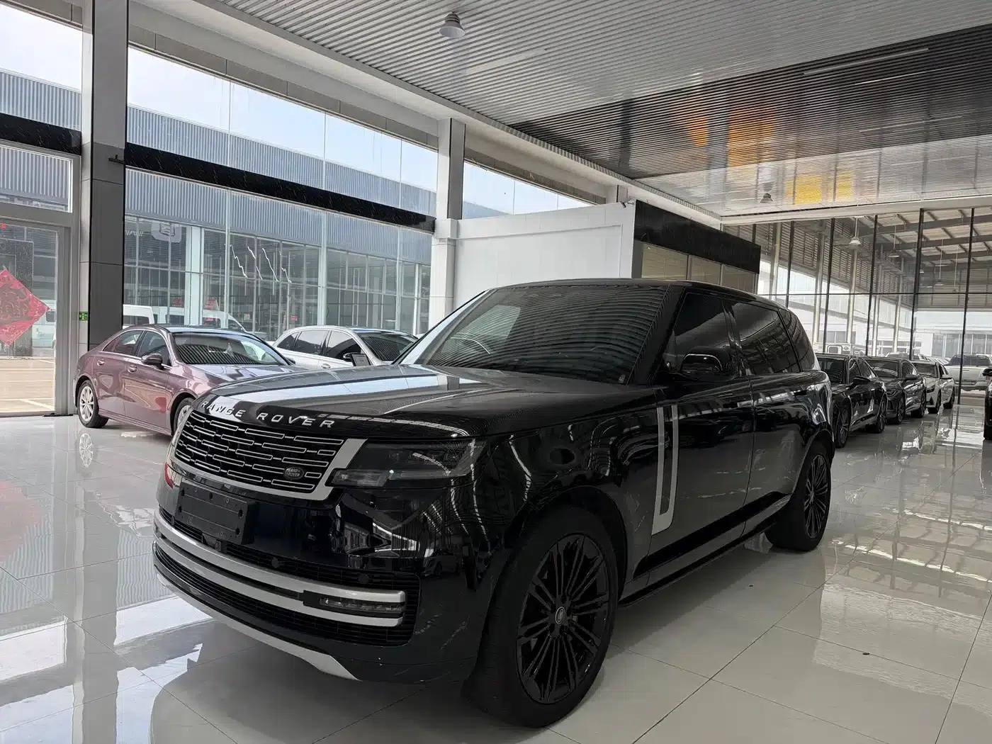 2024 Range Rover 3.0 L6 400PS Autobiography Long Wheelbase — миниатюра 1