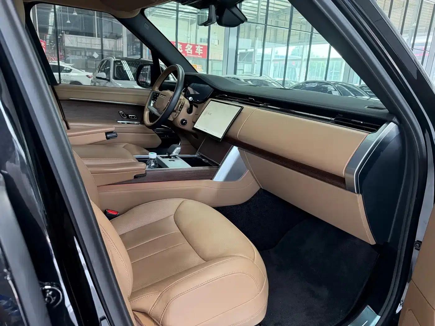 2024 Range Rover 3.0 L6 400PS Autobiography Long Wheelbase — миниатюра 7
