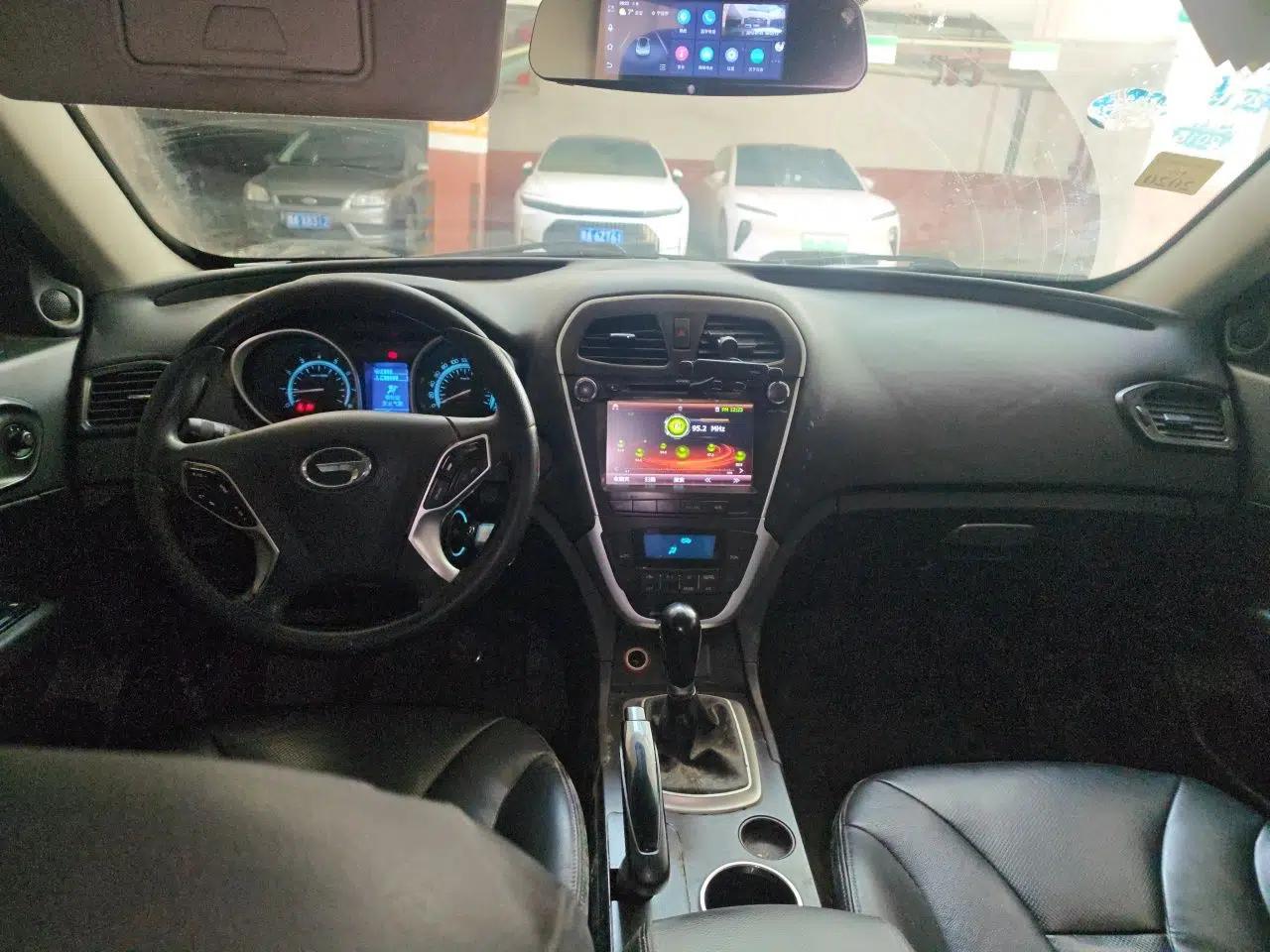 GAC Trumpchi GS5 2014 2.0L Manual Two-Wheel Drive Anniversary Value Edition — миниатюра 9