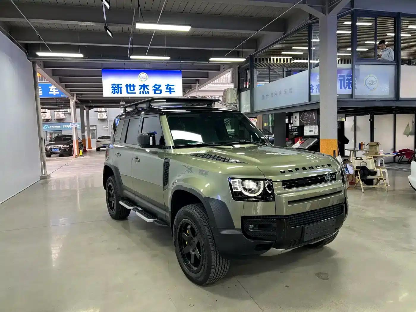2023 Land Rover Defender 110 3.0T P400 Dark Edition — миниатюра 3