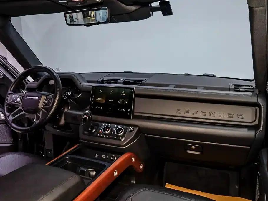 2023 Land Rover Defender Facelift 110 3.0T P400 X-DYNAMIC HSE — миниатюра 31