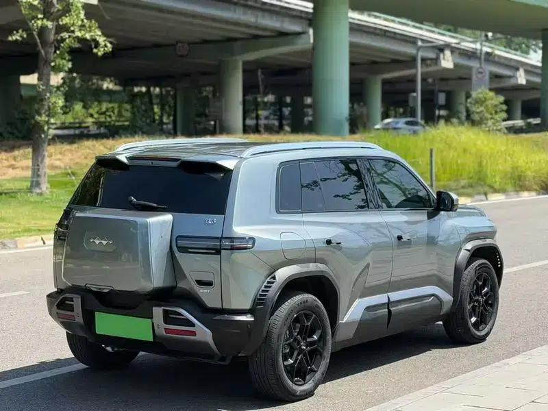 Titanium 3 2025 Model 501KM Rear-Wheel Drive Max Edition — миниатюра 5