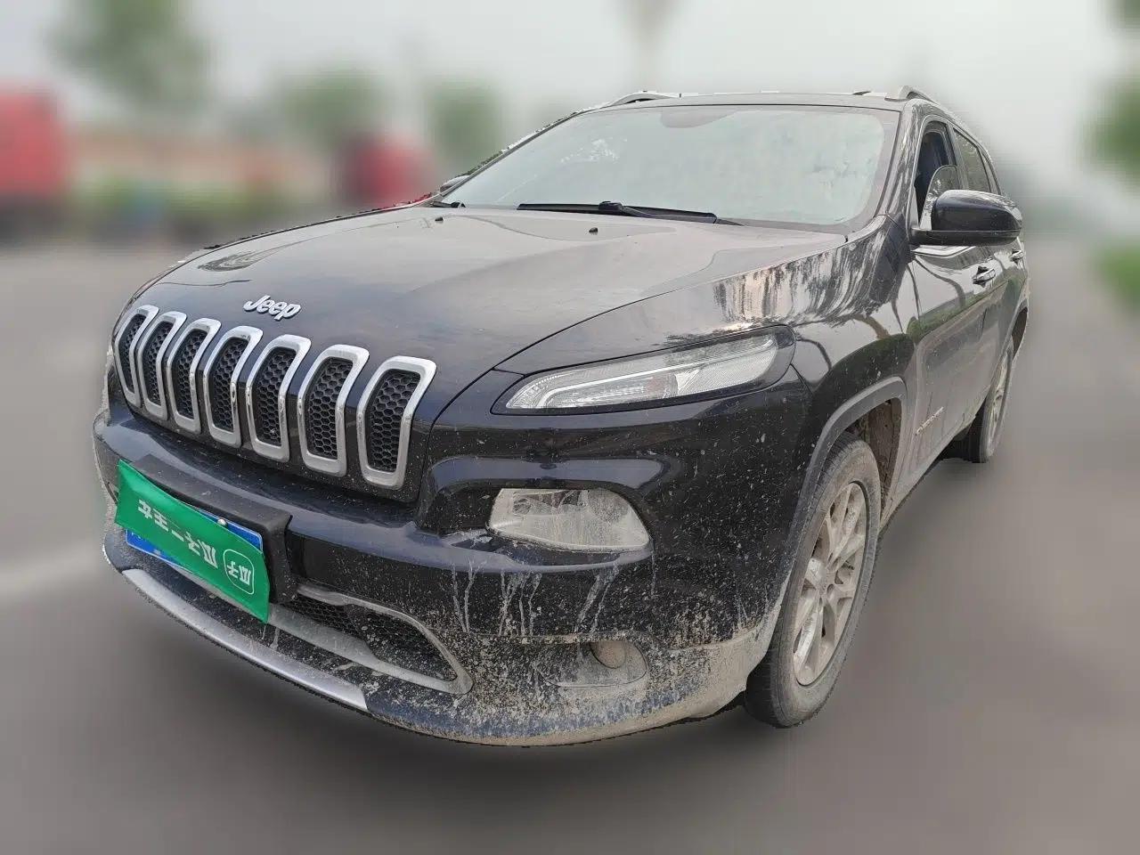 Jeep Cherokee 2017 2.4L Leading Edition — миниатюра 1