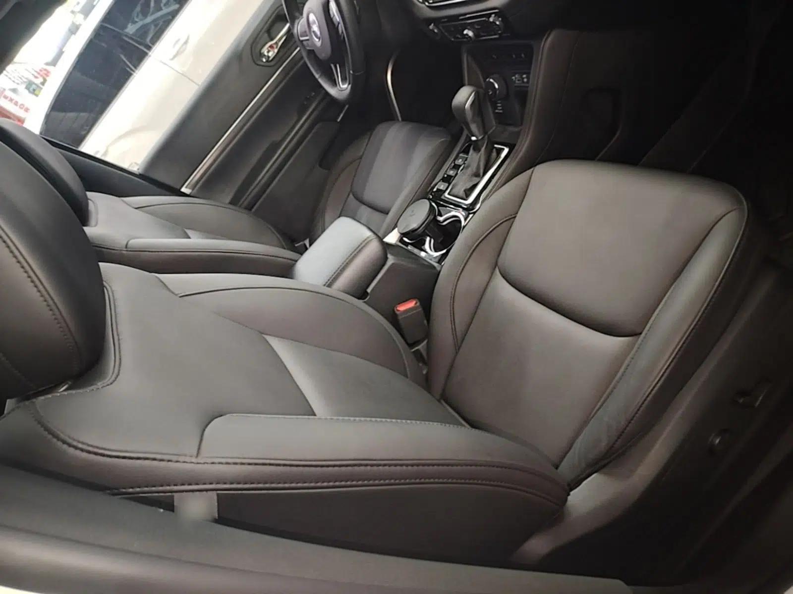 Jeep Grand Commander 2018 2.0T Four-Wheel Drive Prestige Edition China V — миниатюра 24