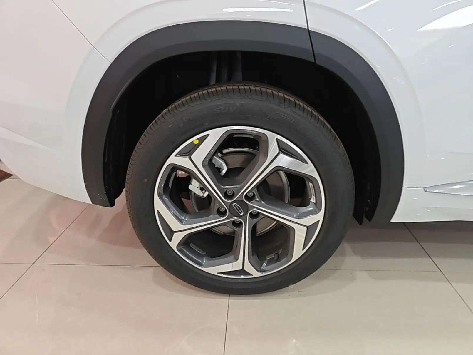 Geely Auto Monjaro L 2025 2.0TD Automatic Xingyun Version — миниатюра 11