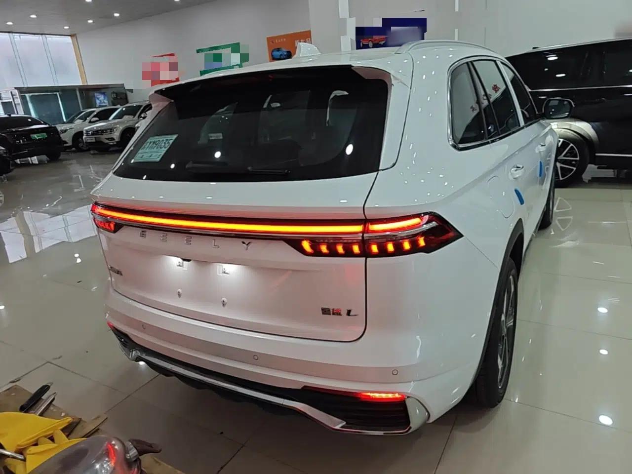 Geely Auto Monjaro L 2025 2.0TD Automatic Xingyun Version — миниатюра 5