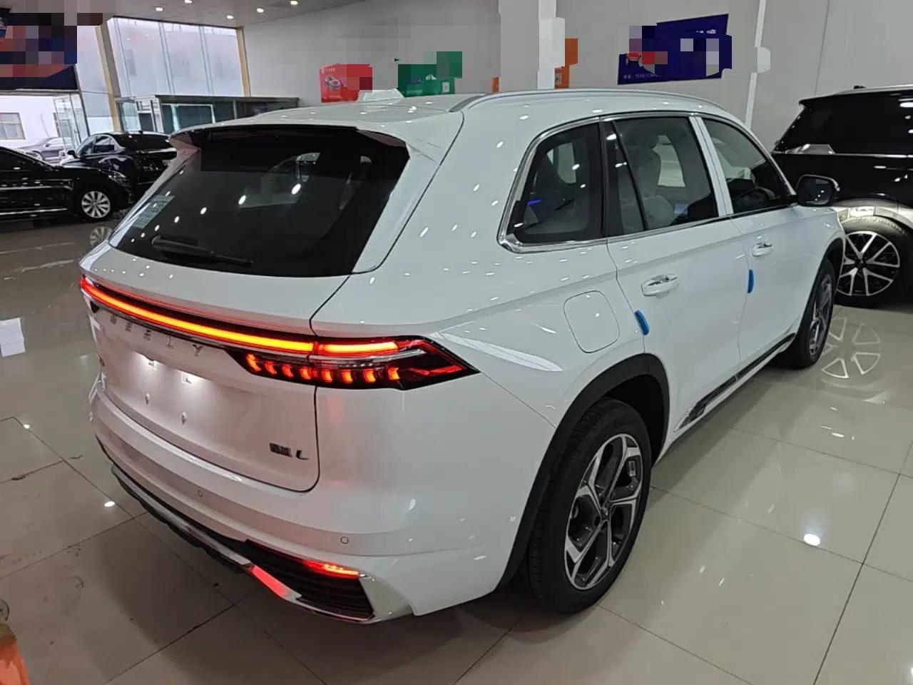 Geely Auto Monjaro L 2025 2.0TD Automatic Xingyun Version — миниатюра 6