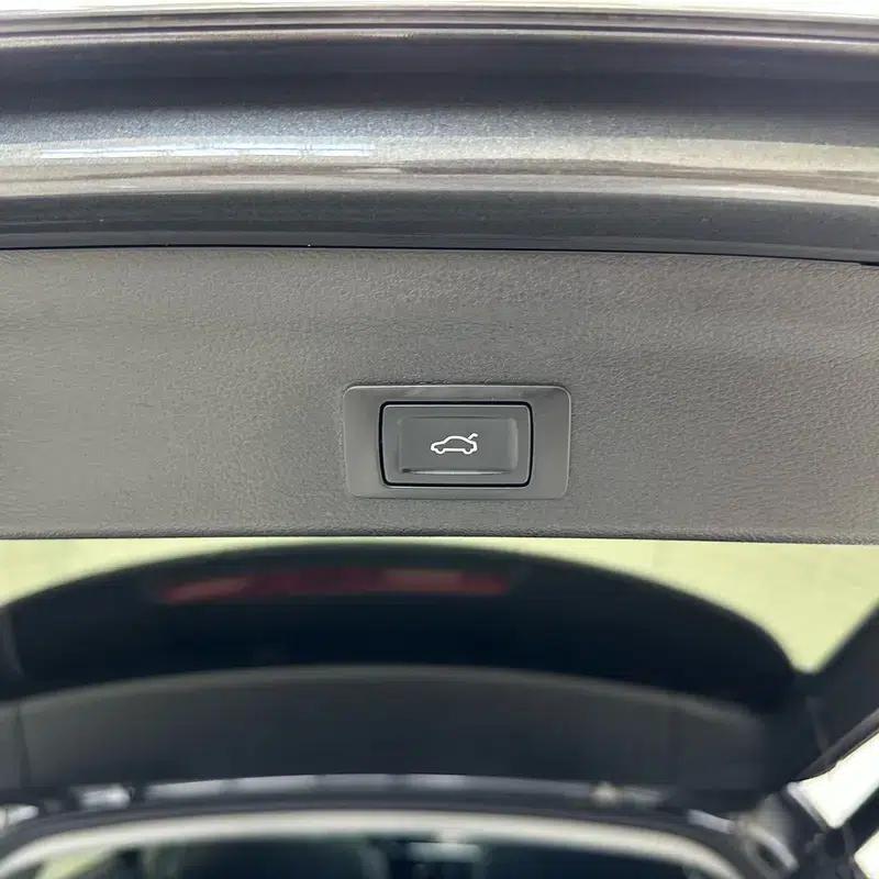 Audi Q3 2022 35 TFSI Progressive Dynamic — миниатюра 10