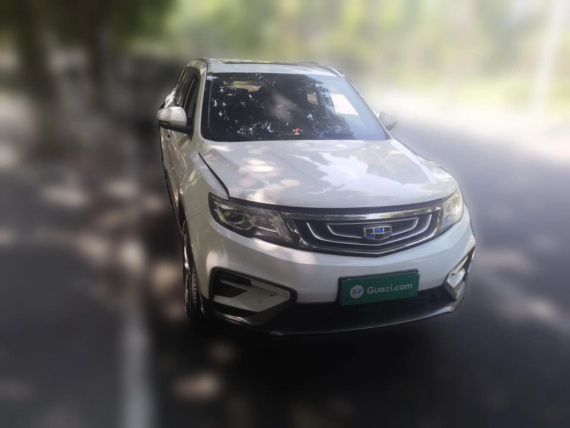 Geely Auto Emgrand X7 Sport 2018 1.8TD Automatic Two-Wheel Drive ZhiZun Model with 4G Connectivity — миниатюра 2