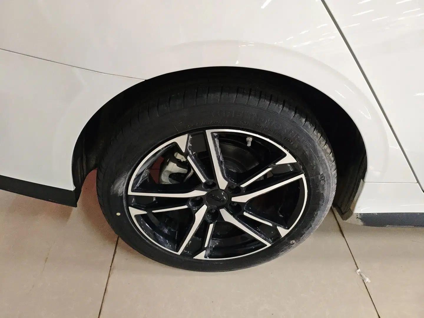 Geely Auto Binray 2024 Binrui COOL 1.5T DCT Longteng Edition — миниатюра 11