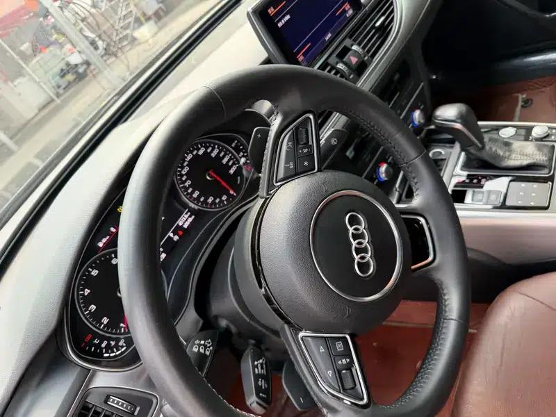 Audi A6L 2018 30th Anniversary Edition 35 TFSI Fashion Model — миниатюра 3