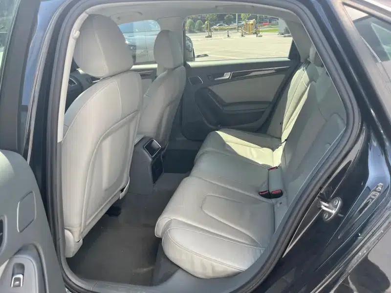 Audi A4L 2013 35 TFSI Automatic Standard Edition — миниатюра 11