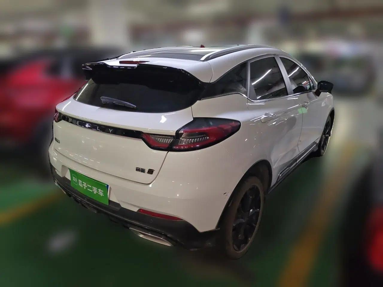 Geely Auto Emgrand S 2021 1.4T CVT Luxury Version — миниатюра 6