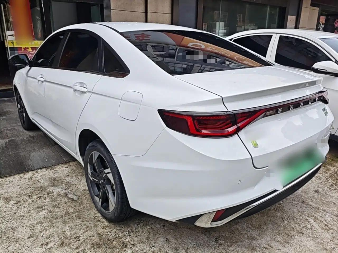 Geely Auto Emgrand L HiP 2022 1.5TD-DHT Pro 100KM Super Swift — миниатюра 4