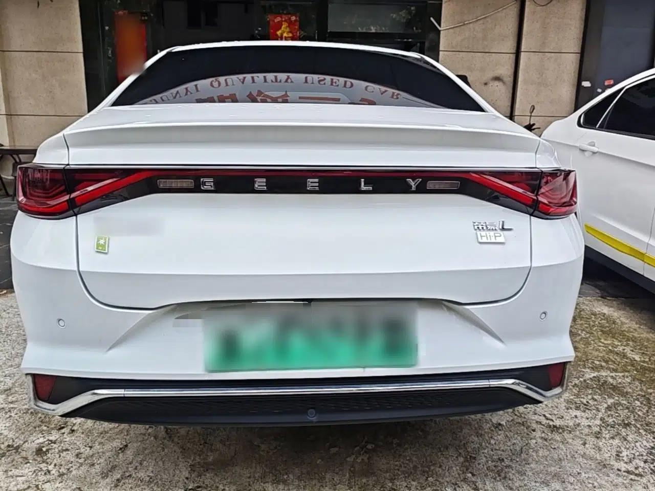 Geely Auto Emgrand L HiP 2022 1.5TD-DHT Pro 100KM Super Swift — миниатюра 5
