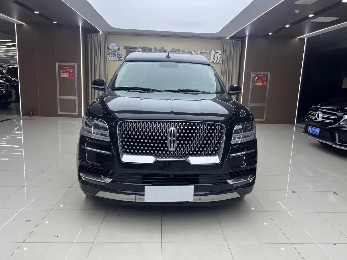 Navigator 2018 3.5T Leader One US Spec — миниатюра 3