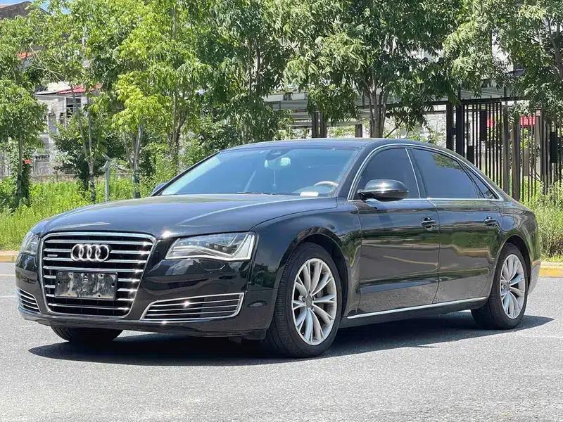 2013 Audi A8 A8L 55 TFSI quattro Luxury — миниатюра 1