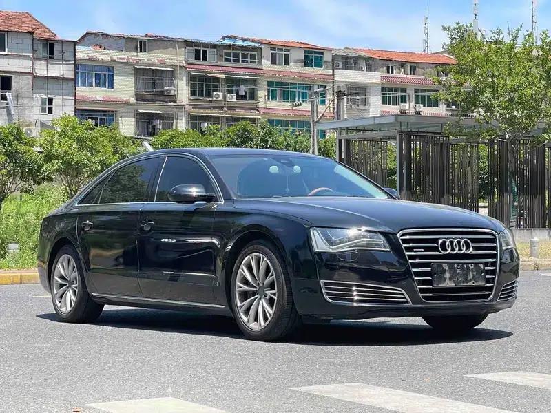 2013 Audi A8 A8L 55 TFSI quattro Luxury — миниатюра 3