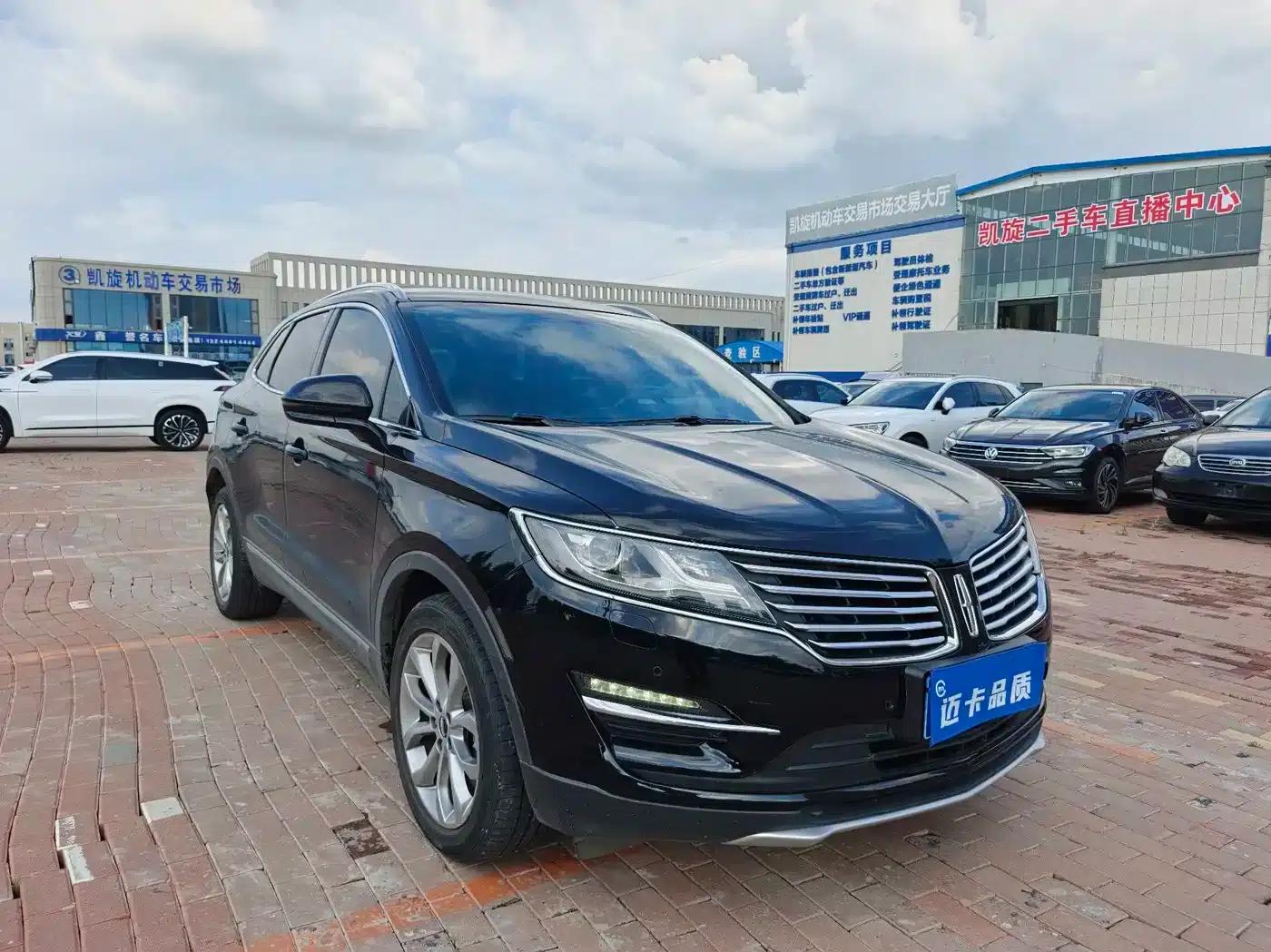 Lincoln MKC 2016 2.0T 2WD Premium Edition — миниатюра 3