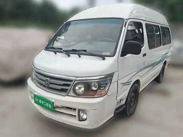 Jinbei Hiace 2019 Golden Cup Hiace manual 6-seater 2.0L
