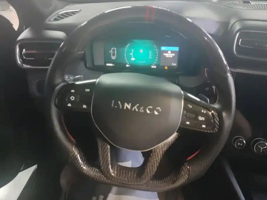 Lynk & Co 03 2019 2.0TD Automatic Sport Edition — миниатюра 15