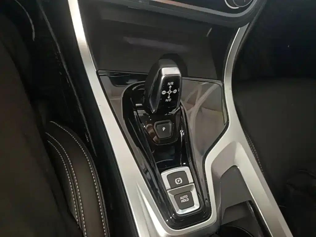 Lynk & Co 01 2019 2.0T 2WD Pro Edition (China VI Emission Standard) — миниатюра 14