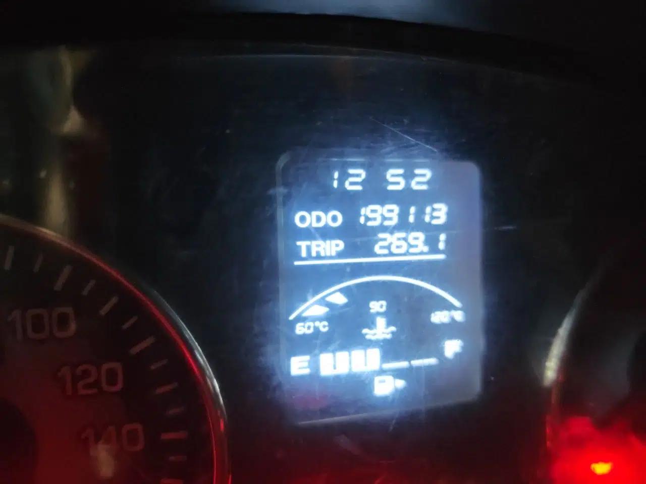 Jinbei Hiace X30 CNG 2021 1.5L Natural Gas Comfort-Style Van SWCC15M — миниатюра 12