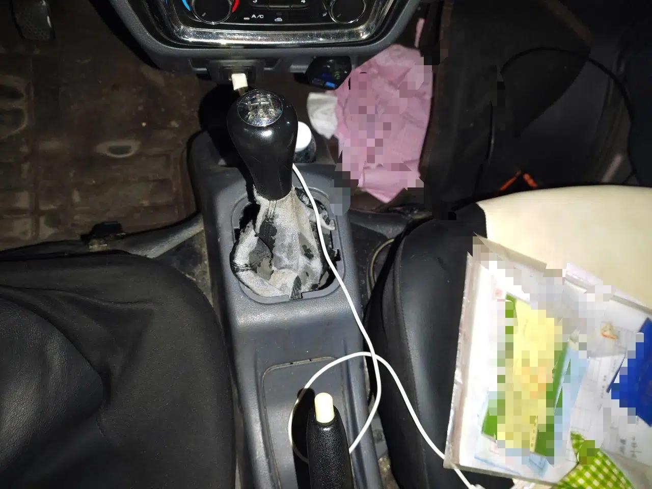 Jinbei Hiace X30 CNG 2021 1.5L Natural Gas Comfort-Style Van SWCC15M — миниатюра 14