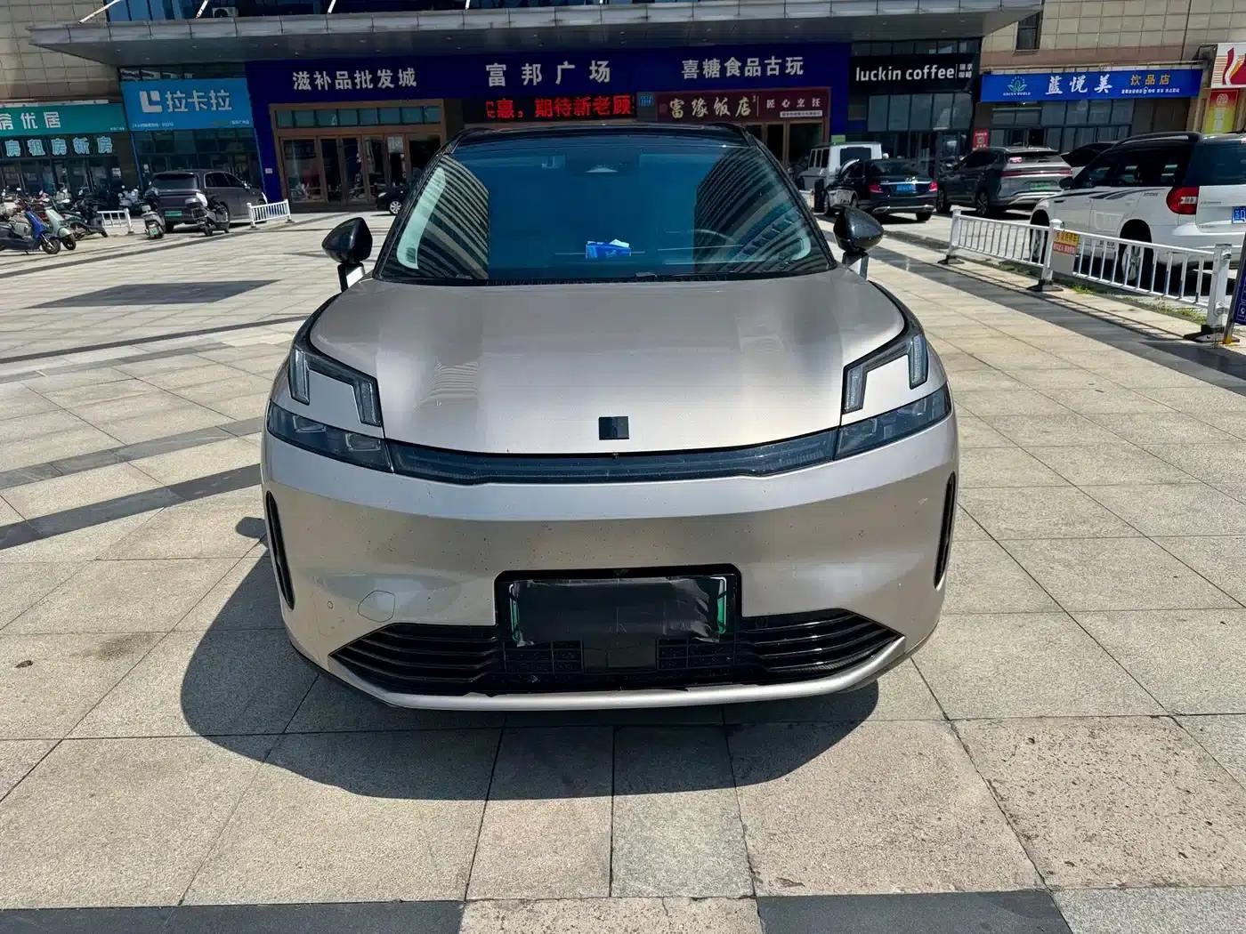 Lynk & Co 08 EM-P 2023 Model, 220km/h, Halo 4WD Performance — миниатюра 2