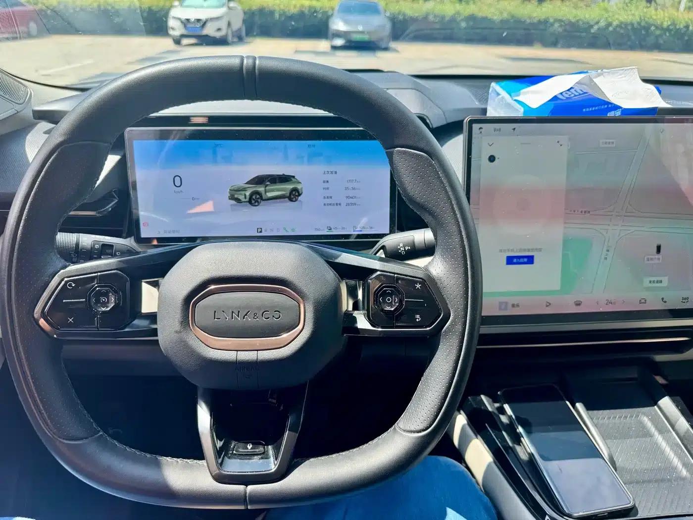 Lynk & Co 08 EM-P 2023 Model, 220km/h, Halo 4WD Performance — миниатюра 17