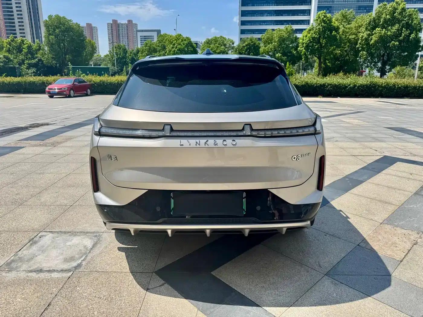 Lynk & Co 08 EM-P 2023 Model, 220km/h, Halo 4WD Performance — миниатюра 6
