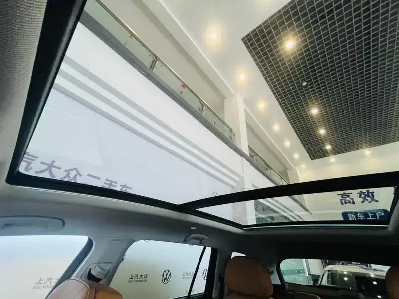 Audi Q6 2024 45TFSI quattro Qiyun Edition Yulin Package 6-seater — миниатюра 13