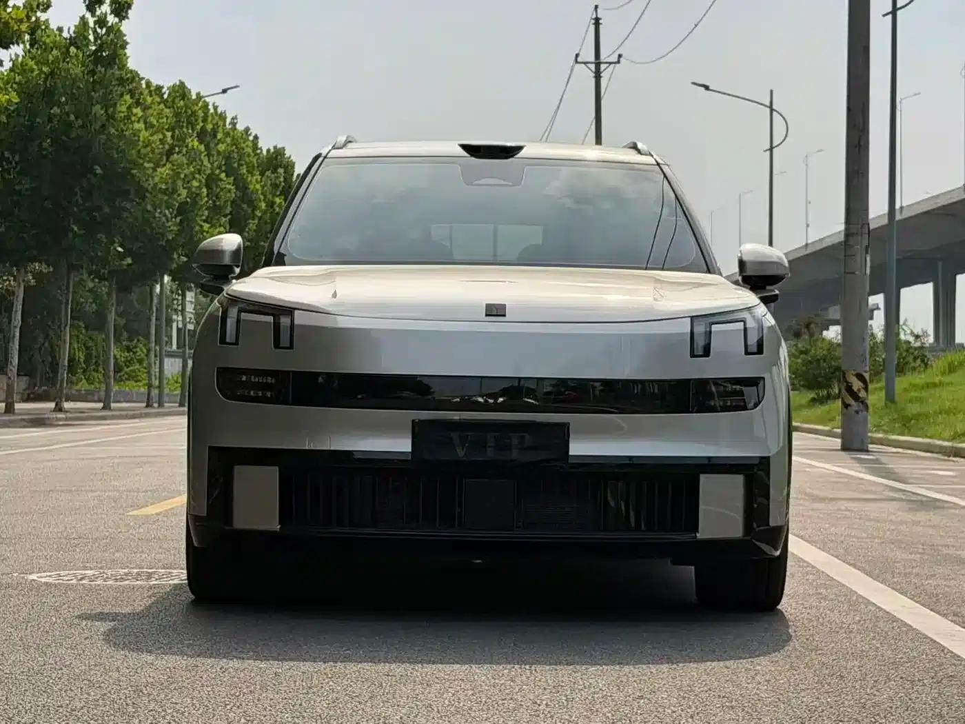 Lynk & Co 900 2025 1.5T Ultra 6-seater — миниатюра 2
