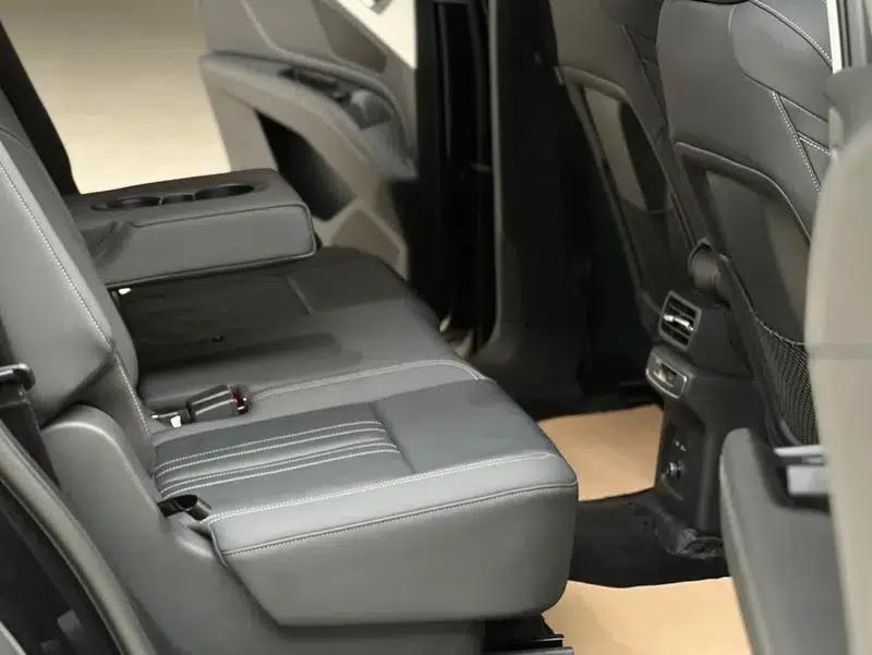 Audi Q5 e-tron 2023 Model 40 e-tron Shining Edition - Premium Outfit — миниатюра 7