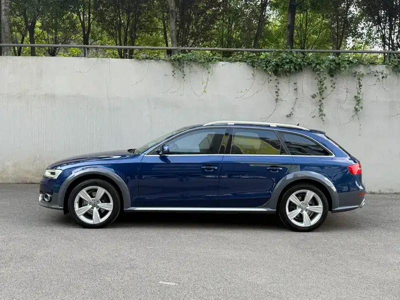 2014 Audi A4 (Imported) 40 TFSI allroad quattro plus version — миниатюра 4